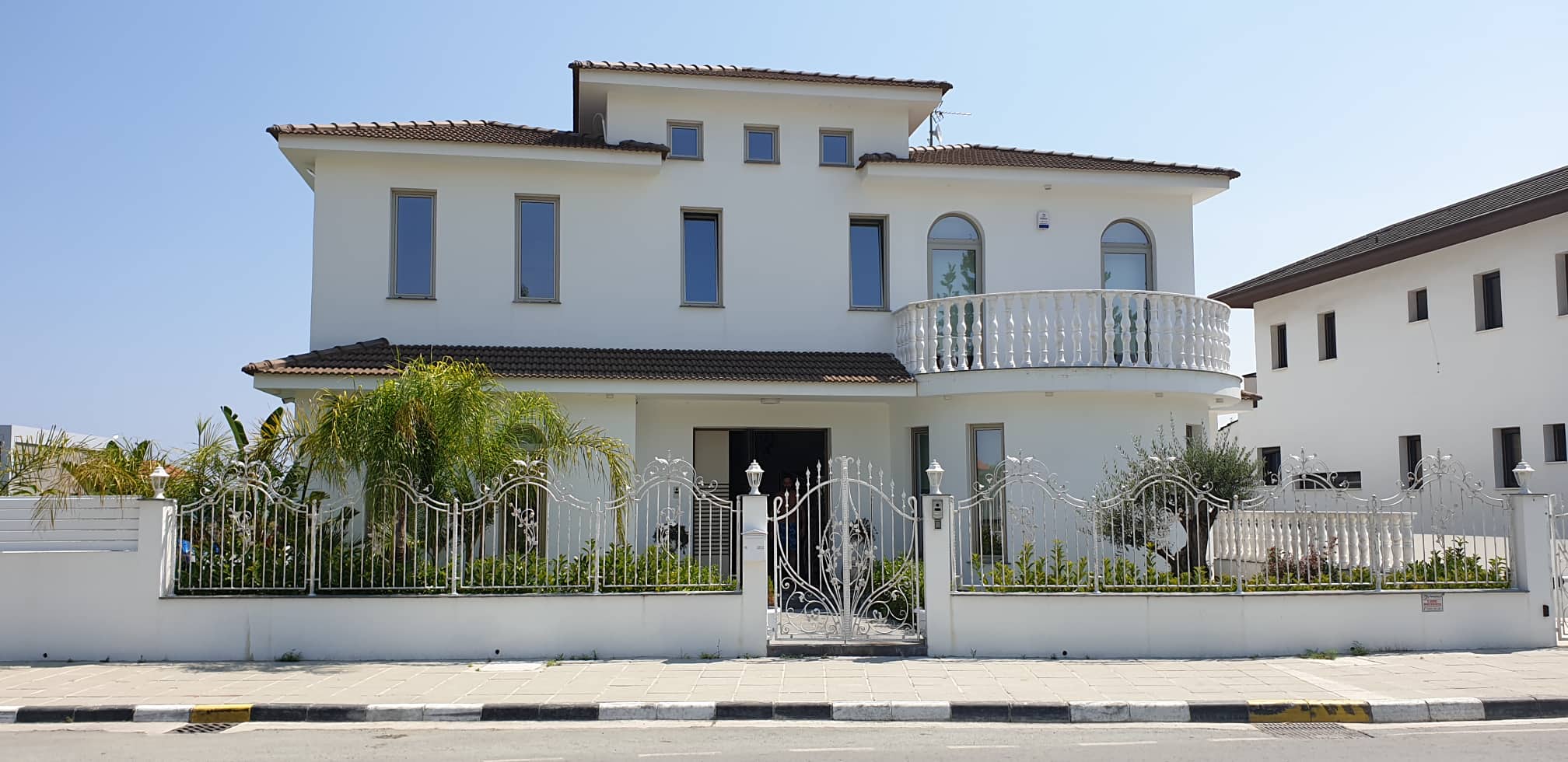 Дом 5 спален 480 м² Oroklini, Кипр