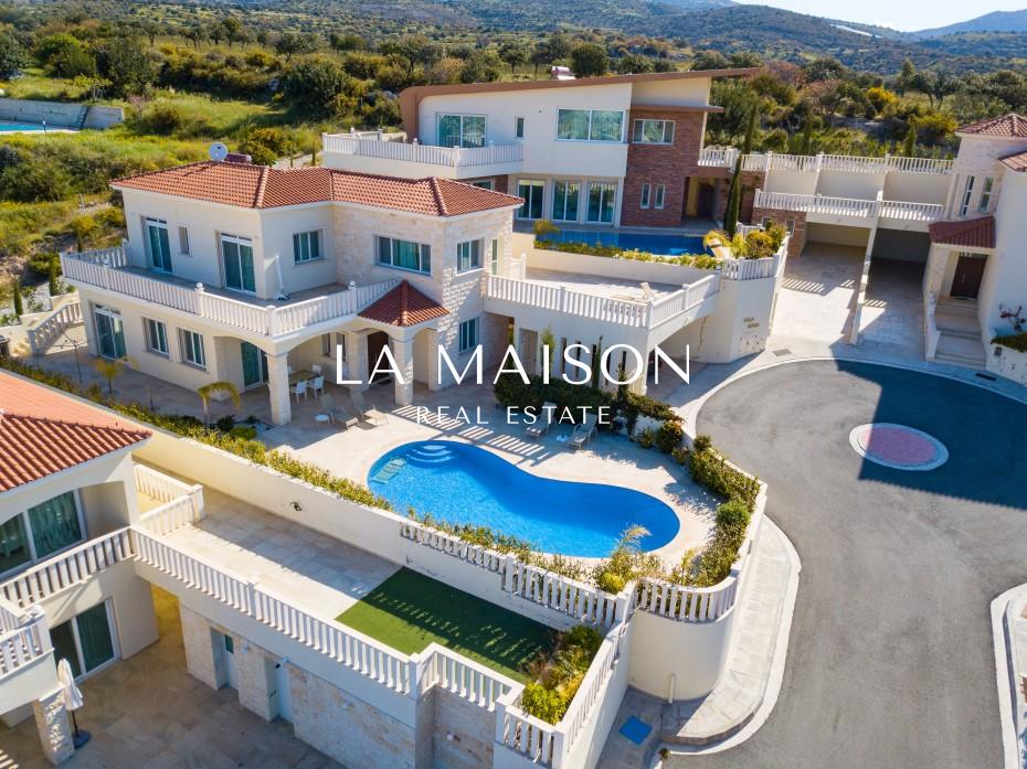 Casa 4 habitaciones 370 m² Kato Arodes, Chipre