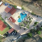 Exquisite Living, Exclusive Location ,Private.