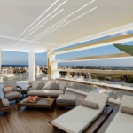 Light And Bright With Fantastic Water Views