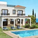 Private, Easy-Care Lifestyle