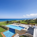 Stylish Design and Unbelievable Views in Seamless Fusion