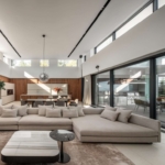 Live In The Lap Of Luxury