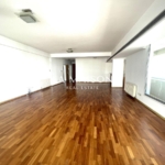 Exceptionally Flat Close To All Amenities And Services