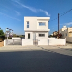 Thoughtfully Designed 2 Bedroom House